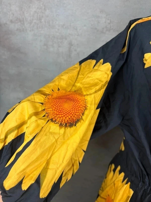 ✨ Black dress with yellow flower patterns Desigual Size 42/44 ✨ – photo 4